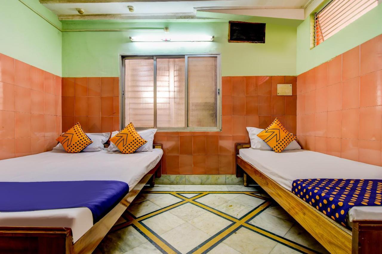 Oyo 63538 Hotel Lotus 1 Khanapara Номер фото